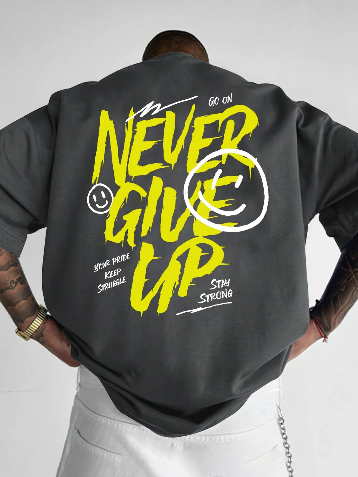Never Give Up T-Shirt Unissexo | Streetwear NUVORA